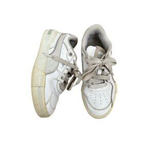 Puma White Low-Top Sneakers Size 4.5